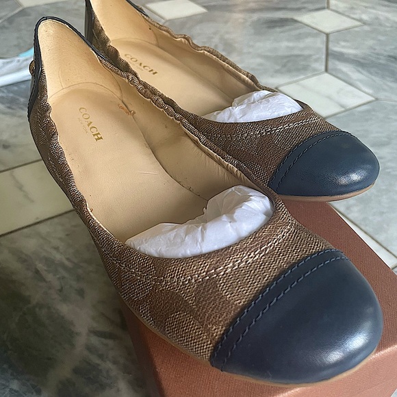 Coach Shoes - 7.5 Coach flats - khaki/navy